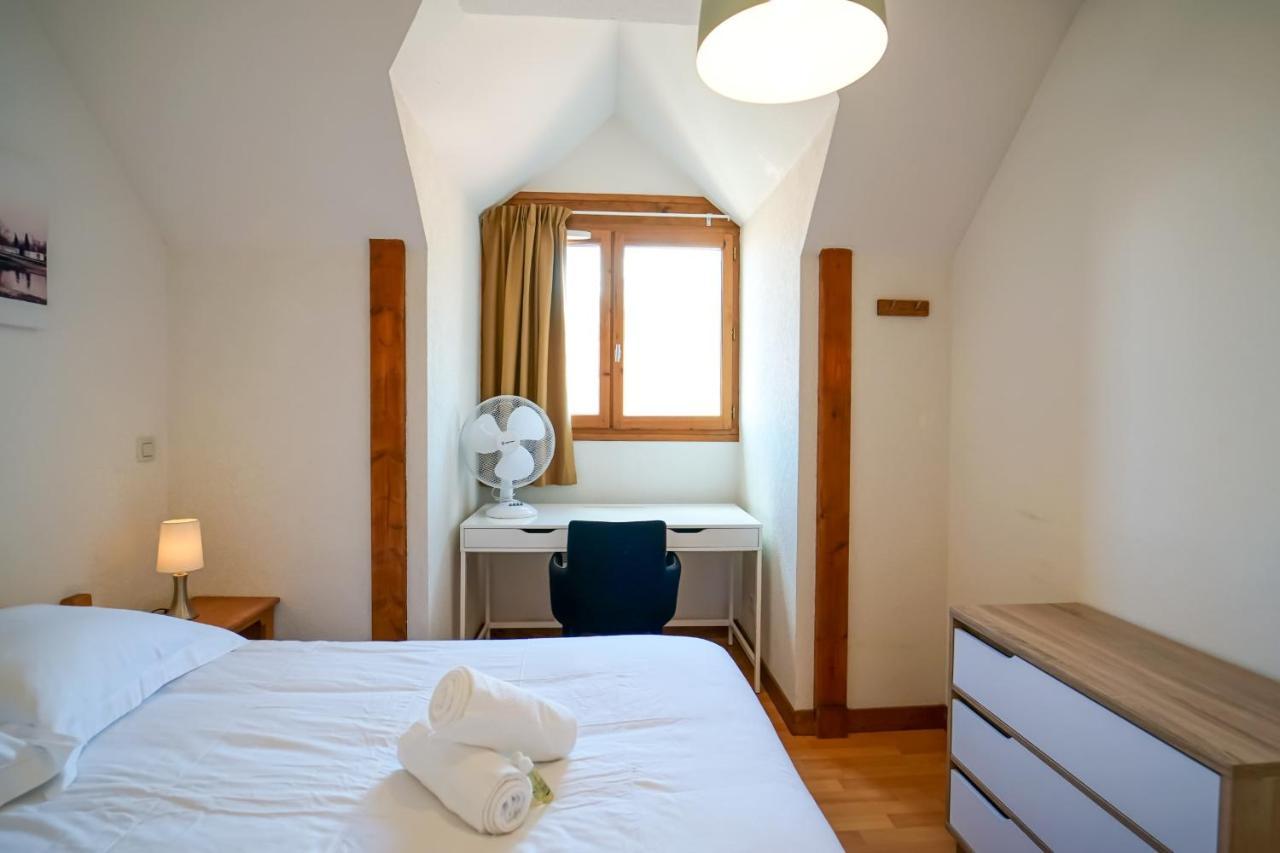 Les Aravis - Apartment For 6 People 5Min From The Lake Giez Eksteriør bilde